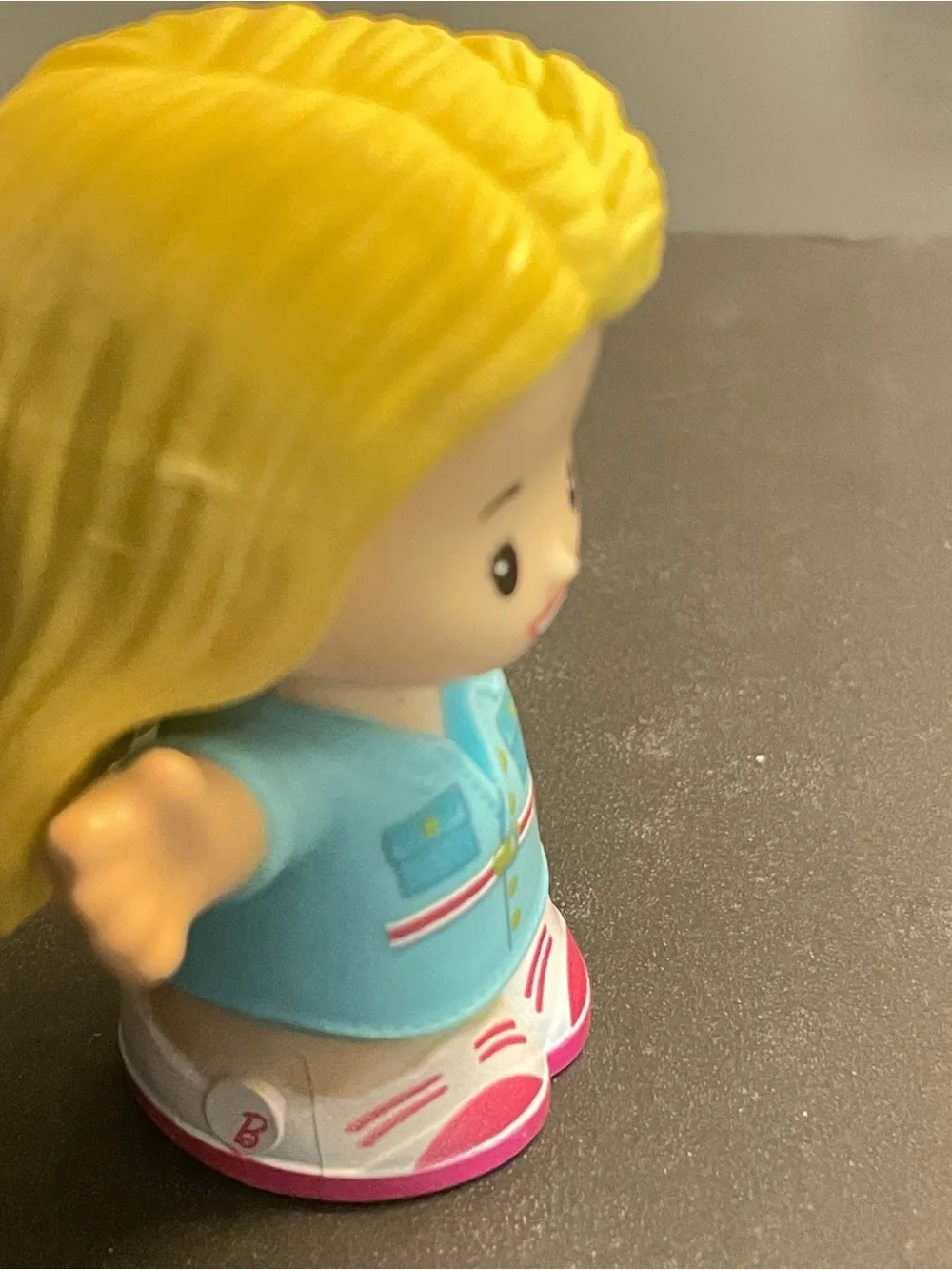 Fisher Price Little People Figure Barbie Girl Dreamhouse Blonde Hair